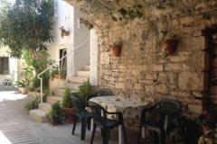 Apartmaji Stone Hiša Apartma 1 – Lavanda foto 3