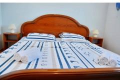 Apartmaji Laura Vir Apartma 2 – Liv foto 5