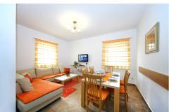 Apartmaji Sapavac Apartma 2 – Orange foto 1