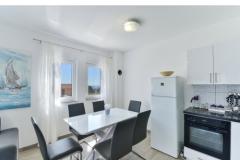 Crowonder Luxury Vir Apartma 2 – A5 foto 2