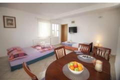 Apartmaji Banović Vodice  Apartma 1 – 1Ap. 2+3 foto 4