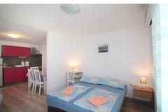 Apartmaji Banović Vodice  Apartma 4 – 4 Ap. 2+3 foto 3