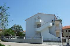Apartmaji Dananić Apartma 1 – Plavi foto 1