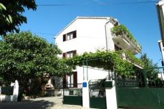 Apartmaji Milka-Jure Srima-Vodice Apartma 1 – Apartman 3 foto 1