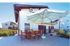 APOZ Vodice Apartma 4 – AP6+1 foto 1