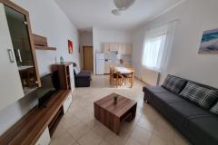 Apartmaji Riva Apartma 2 – App 2+2 foto 3