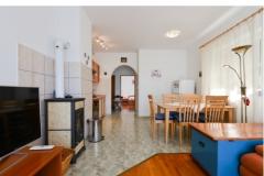 Apartmaji Diklo Apartma 5 – TANGERINE foto 4