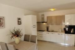 Apartmaji Jasminka Apartma 5 – 2+2 (45 m2 foto 1