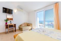 Apartmaji Knezović Apartma 4 – Studio 4 foto 4