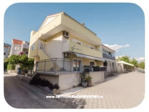 Apartma Toka