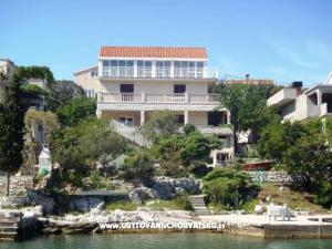 Apartmaji Petar