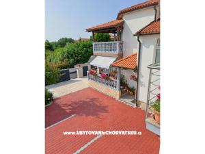 Apartmaji Mila-Casa Bianca 