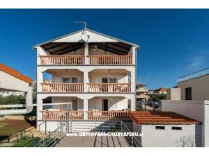 Apartmaji Danica