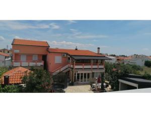 Apartmaji Anna