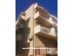 Apartmaji Divić - Villa Mateo 