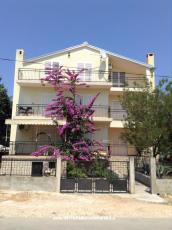 Apartmaji Mara 