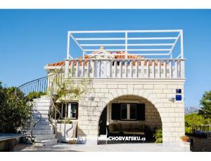 Apartmaji Tonika