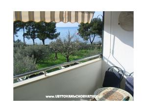 Apartma Oliva