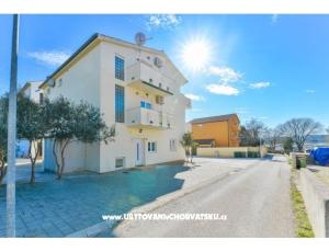Apartmaji Adria