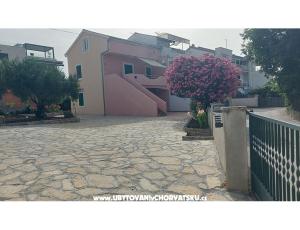 Apartmaji Misulic Turanj