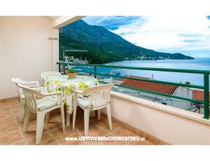 Apartma A4 Igrane