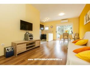 Apartma Castel Vecchio 