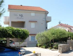 Apartmaji Vila Maslina