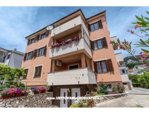 Apartmaji Dujmović