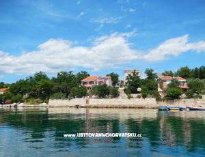 Apartmaji Villa Maslina 