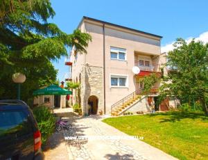 Apartmaji Mira Medulin