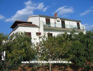 Apartmaji Carevi dvori