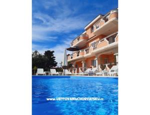 Apartmaji Villa Marija