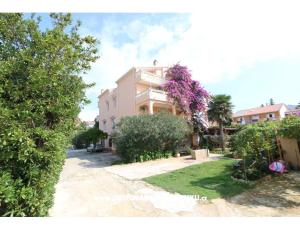 Apartmaji Iva