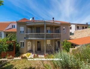 Apartmaji Lucia