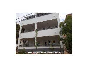Apartma Jure Perić