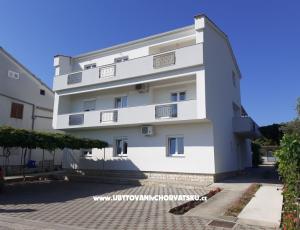 Apartmaji Alicia
