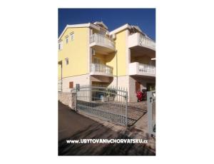 Apartmaji Vinko Banovac 