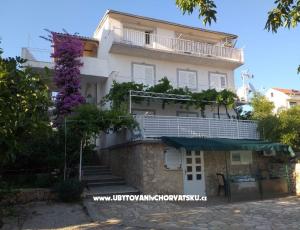 Apartmaji Zvone - Primošten