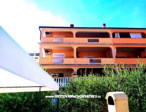 Apartmaji Damir-Julija