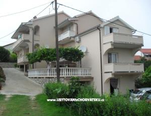 Apartmaji Desanka