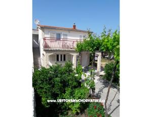 Apartmaji Biserka