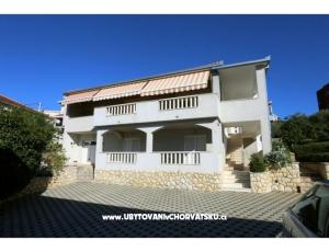Apartmaji Marin