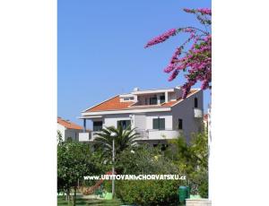 Apartmaji Zdenka Čobrnić