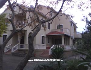 Apartmaji Rozelyn