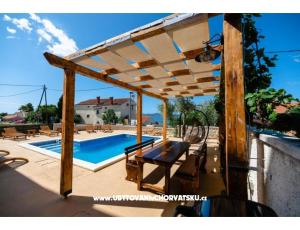 Apartmaji M