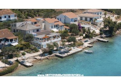 Apartmaji Corto Maltese i Casablan