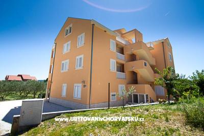 Apartmaji Hiša Valentin