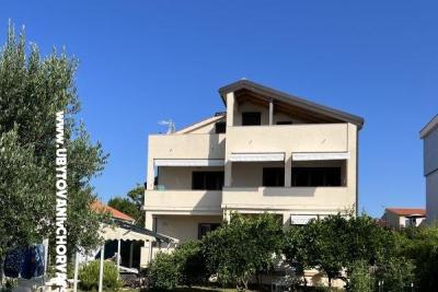 Apartmaji Villa Goga 