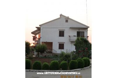 Colić Apartmaji 