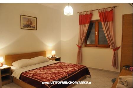 Apartmaji Čumbelić foto 5